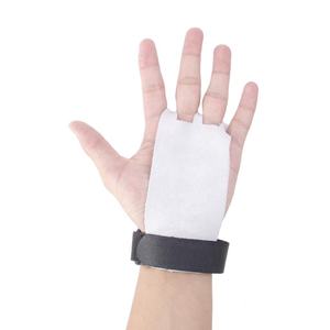 Protecteurs de paume de gymnastique en cuir et poignées d'haltérophilie Coussinets respirants pour entraînement CrossFit - Product Image 2