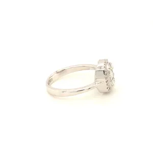 Bague élégante en diamant rond taillé avec soin pour fiançailles, anniversaire et usage quotidien, disponible au prix de gros - Product Image 2