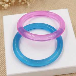 Brazalete Islámico de Resina Acrílica Hecho a Mano de Primera Calidad, Joyería de Moda Brillante y Colorida, Elegante, Ligero y Estilizado, Regalo para Mujer - Product Image 3