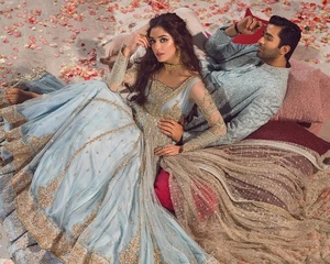 Salwar Kameez pakistanais pour l'Aïd, les mariages et les occasions de plage - Les plus beaux vêtements pour femmes en viscose, matière qui absorbe l'humidité et sèche rapidement - Product Image 1