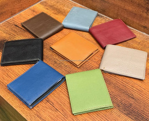 Nouvellement personnalisé hommes décontracté court hommes portefeuilles nouveau antivol véritable cuir de vachette sac à main porte-carte meilleur cadeau pour hommes - Product Image 5