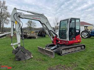 Mini-excavatrice sur chenilles d'occasion Takeuchi Tb260 de 38 tonnes, moteur Yanmar, hydraulique HYDAC, capacité de la benne de 1,7 m, accessoires inclus - Product Image 1