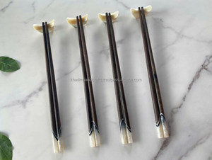 Palillos de madera reutilizables en bolsa de primera calidad | Antideslizante, pulido, ligero para escuelas, oficinas, hoteles y kits de viaje - Product Image 2