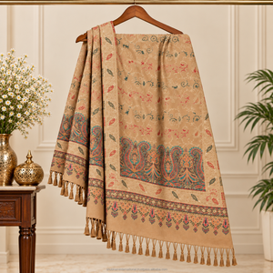 Chal Pashmina de Lujo para Mujer Musulmana, de la Mejor Calidad, con un Impresionante Diseño Floral y un Hermoso Bordado, por un Fabricante Indio - Product Image 1