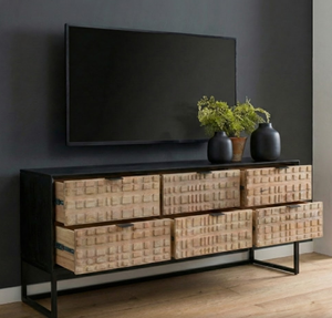 ตู้วางทีวีไม้มะม่วงทันสมัยพร้อมขาเหล็ก ชั้นวางของกว้างขวาง ดีไซน์สวยงามสำหรับตกแต่งห้องนั่งเล่น - Product Image 2