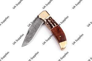 มีดพับเหล็กดามัสกัสทำมือคุณภาพสูงสำหรับมืออาชีพ ด้ามจับทำจากเขาสัตว์ กวาง ไม้พะยูง และทองเหลือง เหมาะสำหรับการล่าสัตว์ กิจกรรมกลางแจ้ง ตั้งแคมป์ พกพาสะดวก (EDC) รับผลิตแบบ OEM - Product Image 4