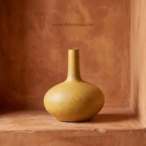Vase en céramique rustique jaune Palu S à col long, pot en terre cuite artisanal, récipient décoratif en grès, vente en gros personnalisable - Product Image 4