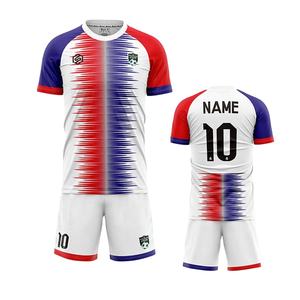 Ensemble de tenue de football personnalisable de qualité supérieure, unisexe, entièrement équipé, séchage rapide, respirant, évacuation de l'humidité, 100% coton - Product Image 3