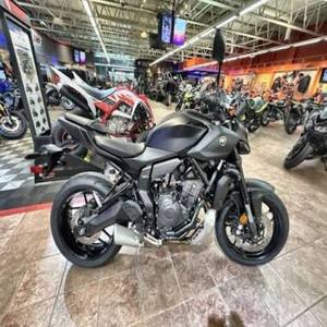 Motocicleta Deportiva de Gasolina MT-07 689cc 2020-2026 para Exportación y Ventas Globales - Product Image 4