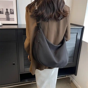 high quality selling canvas bag 2026 new simple nylon fabric crossbody bag Fashion women's shoulder bag - Product Image 4