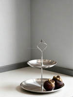 Magnifique et luxueux support à gâteau irrégulier en argent, plateau de service fait main pour pâtisseries, décoration de fête par Ali Handicraft