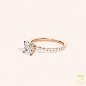 Anillo de compromiso de moissanita de moda con un brillo deslumbrante, directo de fábrica, para propuesta de matrimonio y uso diario, en venta. - Product Image 3