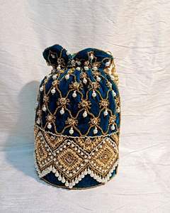 High Quality Luxury Heavy Embroidered Pearl <b>Potli</b> <b>Bags</b> for Women Wedding Favor Evening Clutches Wrist <b>Bags</b> for Return Gifts - Product Image 1