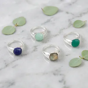 Bagues de mode punk unisexe en laiton plaqué argent 18 carats avec pierres précieuses naturelles : Onyx vert, Labradorite, Amazonite, Lapis Lazuli - Product Image 6