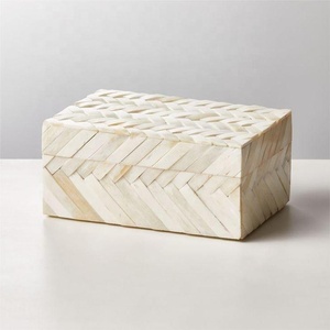 Boîte de rangement rectangulaire sculptée en os incrusté, design oriental, pour bijoux, vaisselle et artisanat, idéale pour la maison, le bureau et la cuisine. - Product Image 5