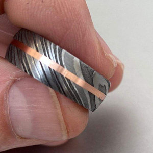 Anillo de Acero de Damasco Premium Hecho a Mano, Joyería de Estilo Rústico para Hombres y Mujeres - Product Image 4