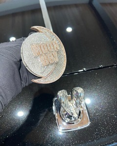 Pendentif Hip Hop Lettre 'Moon Boy' entièrement serti de diamants en Moissanite incolore couleur argent 925, pour rappeurs, à prix bas - Product Image 2