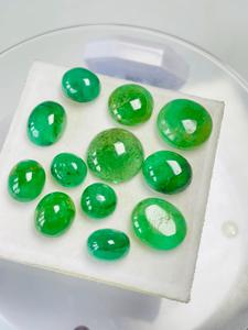 Émeraude naturelle zambienne ovale taille cabochon 39,22 carats certifiée IGI, couleur verte attrayante, qualité de lustre raffinée, pierre précieuse pour collectionneur - Product Image 1