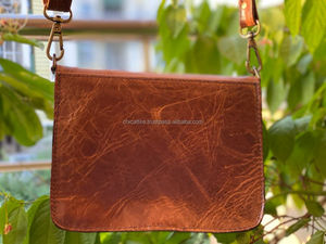 Vente en gros de sacs à bandoulière en cuir véritable polyvalents et de haute qualité pour femmes sacs en cuir de grande capacité sacs à bandoulière simples - Product Image 5