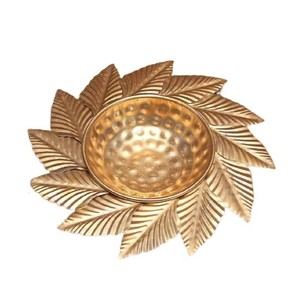 Juego de Cuencos Urli con Diseño de Hojas Hechos a Mano para Decoración de Puja, Artículo Metálico Duradero para Uso en Interiores en Diwali, Cuenco para Flores Flotantes en Agua - Product Image 6