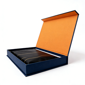 Caja de regalo magnética plegable Premium Sense para camisa POLO de hombre con forro de esponja y logotipo personalizado - Product Image 6