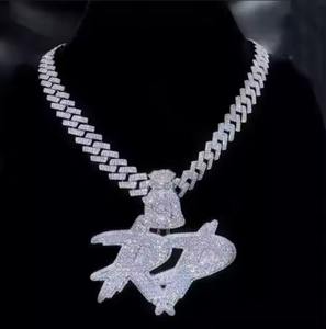 จี้เพชรโมอิสซาไนต์แท้ทรงกลม 5.30 กะรัต ปรับแต่งตัวอักษรได้ ชุบเงินแท้ 925 - Product Image 3