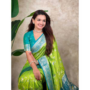 ผ้าไหมทอมือลายพิสตาสีเขียว แบรนด์อีลิท วีฟส์ รุ่นบาเนราสี จาล ซารี ผ้าไหมอินเดียแบบดั้งเดิมสุดหรูสำหรับผู้หญิง - Product Image 5