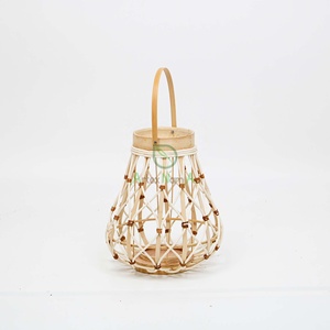 Linterna de vela de bambú Natural de estilo antiguo, decoración tradicional para el hogar, modelo de Halloween, portavelas, artesanías de bambú pintadas - Product Image 3