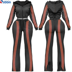 Conjunto Deportivo de Dos Piezas para Mujer, Sudadera con Capucha y Cierre, Pantalones Deportivos Anchos, 100% Algodón Ecológico, Corte Regular, con Logotipo Personalizado - Product Image 5