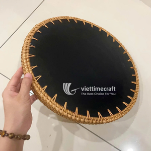 Bandeja Redonda de Ratán con Incrustaciones de Mosaico, Hoja Verde y Flor Blanca con Incrustaciones de Madreperla - Product Image 3