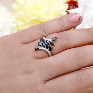 Bague en or jaune 14 carats avec saphir bleu naturel et diamant en forme de feuille pour femme |   Bijoux fins de coupe marquise, vente en gros, OEM, ODM - Product Image 6
