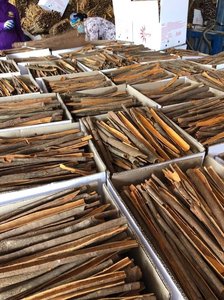 Vietnam <b>Cinnamon</b> – Natural Cassia <b>Cinnamon</b> Sticks, Powder & Broken <b>Cinnamon</b> - Product Image 2