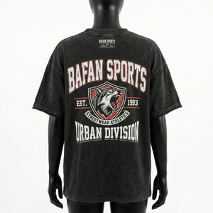 เสื้อยืดโอเวอร์ไซส์ผู้ชาย 240 GSM ผ้าฝ้ายพรีเมียม ล้างสีแบบแอซิดวอช สตรีทแวร์ พิมพ์ลายกราฟิก สกรีนโลโก้ตามสั่ง - Product Image 2