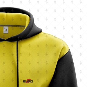 เสื้อฮู้ดถักไหมพรมผู้ชายสำหรับฤดูหนาว ขายส่ง ผลิตจากผ้าฝ้ายย้อมสีพื้น พิมพ์ลายโลโก้ด้านหน้าด้วยเทคนิคซิลค์สกรีน ทรงโอเวอร์ไซส์ มีกระเป๋า - Product Image 2