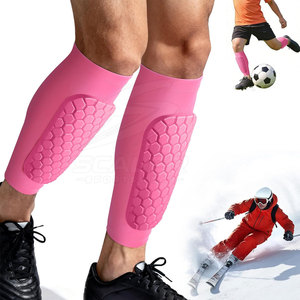 สนับแข้งฟุตบอลน้ำหนักเบาคุณภาพพรีเมียม ออกแบบมาเพื่อความกระชับสบายและการใช้งานในการฝึกซ้อมประจำวัน - Product Image 2