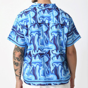 Camisa Hawaiana de Manga Corta para Hombre, Estampado Abstracto Azul, Cuello Camisero, Transpirable, Estilo Vacacional, Verano, Satén Tejido - Product Image 2