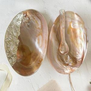 Natural <b>Shell</b> Spoon Handmade Mother of Pearl Tableware for Hotel Dining and Restaurant Supply OEM Manufacturer - Product Image 6