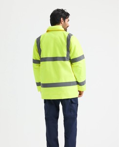 Veste de sécurité haute visibilité avec bandes réfléchissantes jaunes, manteau de travail pour hommes, design imperméable à capuche - Product Image 2