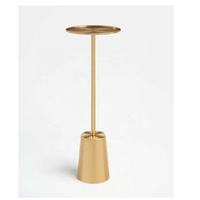 Nouvel arrivage de table de bout de table ronde en fer moderne piédestal décoratif Table d'appoint martelé pour plante d'intérieur Chambre à coucher or