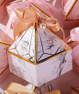 Caja de Regalo de Cartón Corrugado Piramidal de Lujo TH CBB-560, Decoración con Cinta de Perlas, Materiales Reciclados, Personalizable para Bodas y Fiestas - Product Image 3