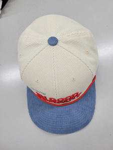 Casquette de baseball de mariage en velours côtelé bicolore à 6 panneaux avec broderie 2D 3D personnalisée, fabriquée au Vietnam, style jeune et de haute qualité pour mariage - Product Image 6