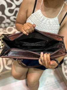 Nouvelle couverture de selle usinée à la main dissimulée transporter de grands sacs fourre-tout pour femmes en cuir véritable sac à main aztèque tapis sacs à main - Product Image 6