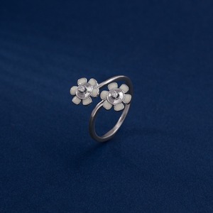 Anillo Abierto Minimalista con Diamante Natural Floral en Plata de Ley 925 |   Joyería Fina Daisy Flower Everyday - Product Image 2