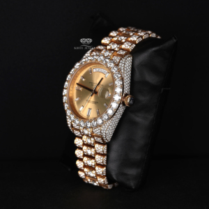 Reloj de Lujo con Diamantes Moissanite, Esfera Amarilla, Marcadores de Hora con Corte Baguette, Estilo Hip Hop, para Hombre, Uso Diario - Product Image 2