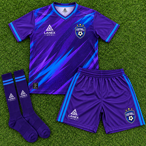 Tenue de football personnalisée en gros : Maillot et short de football respirants à séchage rapide, kit d'équipe par sublimation pour clubs et joueurs - Product Image 6