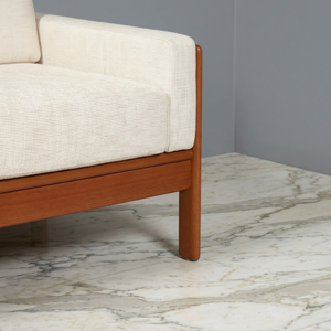 Sofás de Salón de Madera de Teca Sólida, Sofá de Dos Plazas Estilo Escandinavo Tapizado en Tela, Suministro Directo de Fábrica para Exportación - Product Image 4