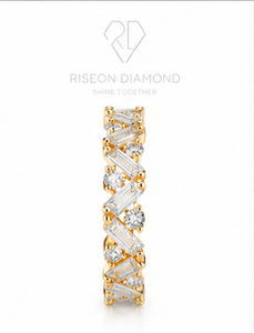 Anillo Elegante de Eternidad en Oro Amarillo de 18K con Diamantes Redondos y Baguette Alternados, Apilable, Regalo de Aniversario de Bodas, Joyería de Lujo - Product Image 3