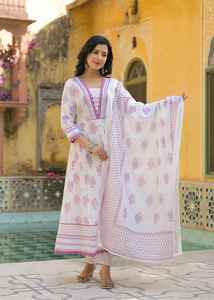 Tenues indiennes et pakistanaises pour femmes, prêtes à porter, en coton de designer, collection unique Kurta Shalwar Duppatta, collection été 2025 - Product Image 2