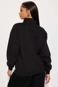 Sudadera con media cremallera para mujer al por mayor, estilo oversize, casual, de forro polar, proveedor de ropa urbana en EE. UU. - Product Image 4