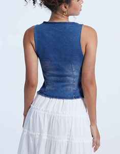 Ropa de Inspiración Minimalista, Estructura Elegante, Sensación Ligera, Acabado Premium, Estilo Equilibrado, Elegante para Uso Diario, Top de Mezclilla para Mujer - Product Image 5